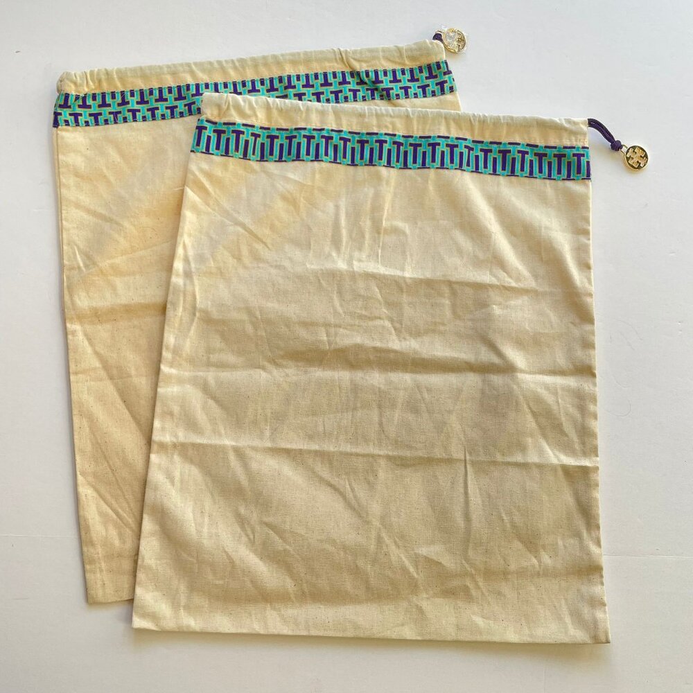 Tory Burch Beige Shoe Dust Bag 12X15 Inches Drawstring Gold Logo Charm 2 Piece - Picture 3 of 4